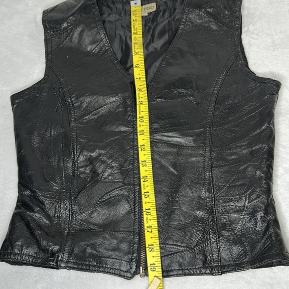 DeCoded Women’s Black Leather Vest (M) and Skirt (L) - Picture 13 of 16